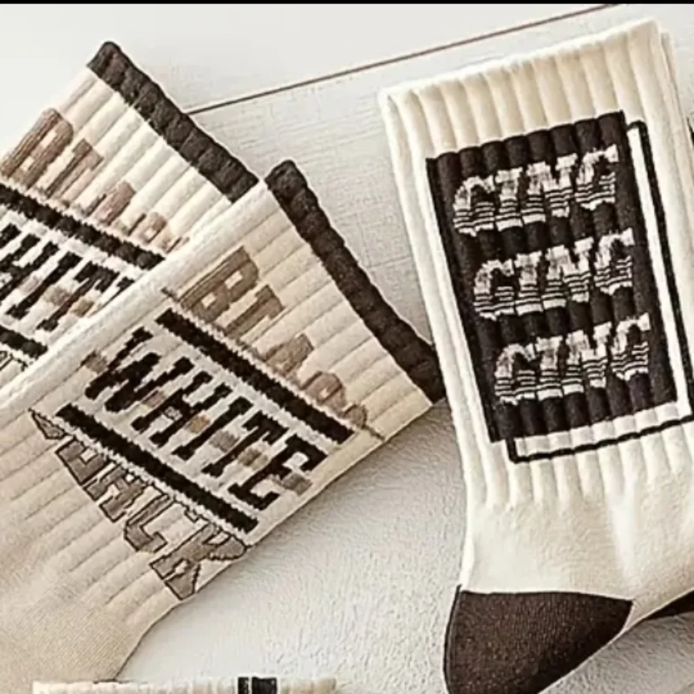 Men's Retro socks Cream and Brown Socks Set